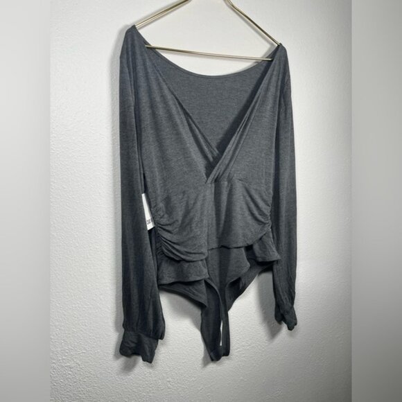 Bar III gray Elegant Wrap bodysuit long sleeve Top size XXL - Picture 4 of 7